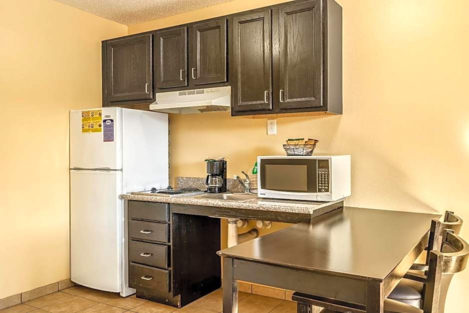 Suburban Studios Near Camp Lejeune