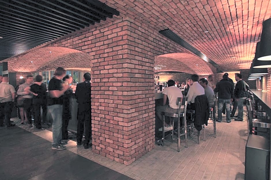 Yas Plaza Marina By Ihg