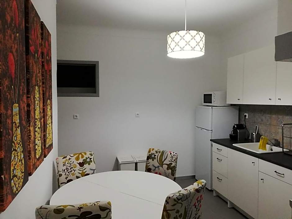 BED&SHOWER Moscavide -Self Check-In