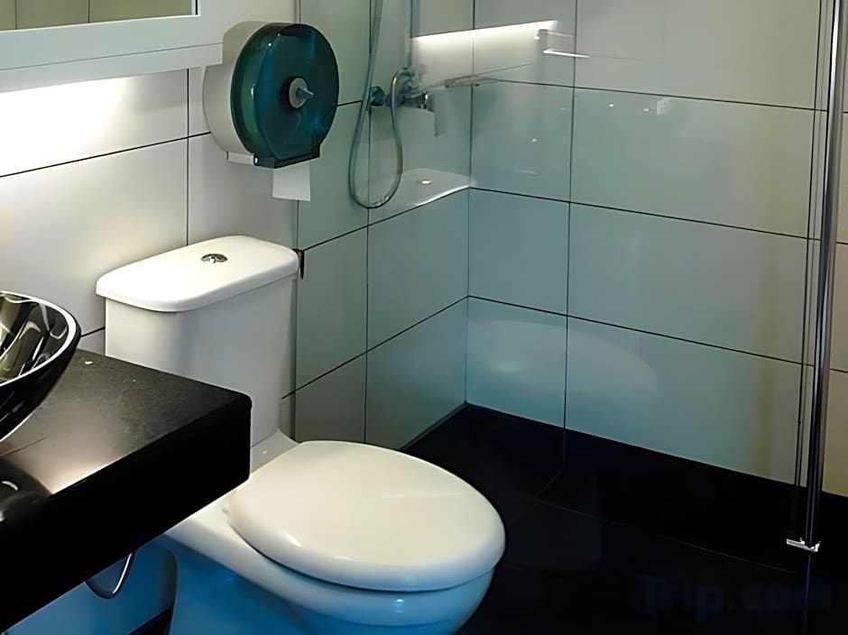 Strawberry Garden Hotel