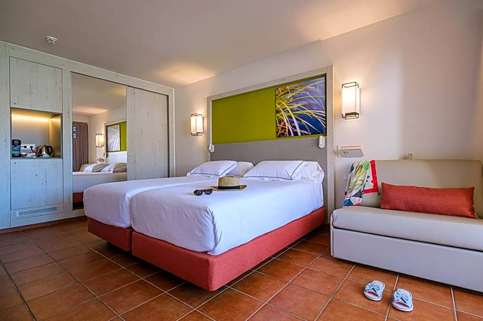 Oassium Hotel - Adults Only