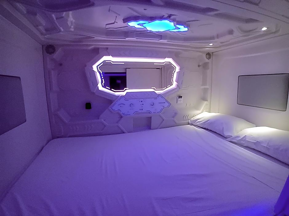 CAPSULE INN VALENCIA Hostel