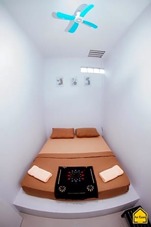 Standard Double Room with Shared Bathroom