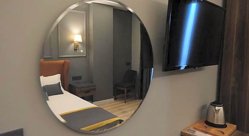 The Pearl Airport Hotel