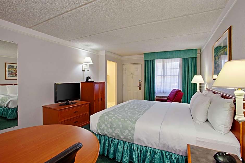 Super 8 San Bernardino – San Bernardino, CA