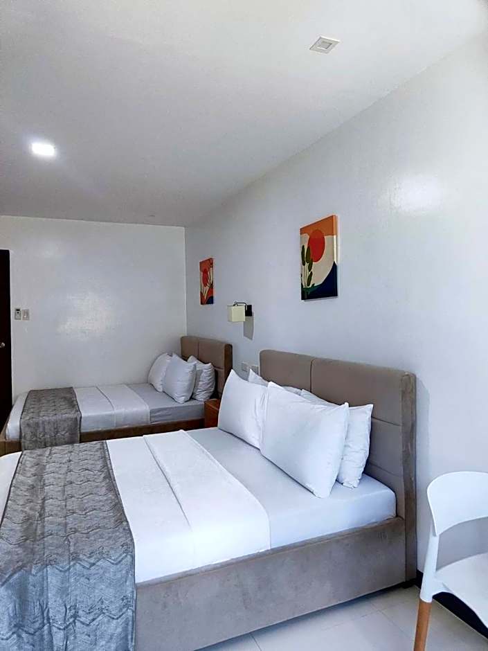 RiCres Hometel Double Bed R124