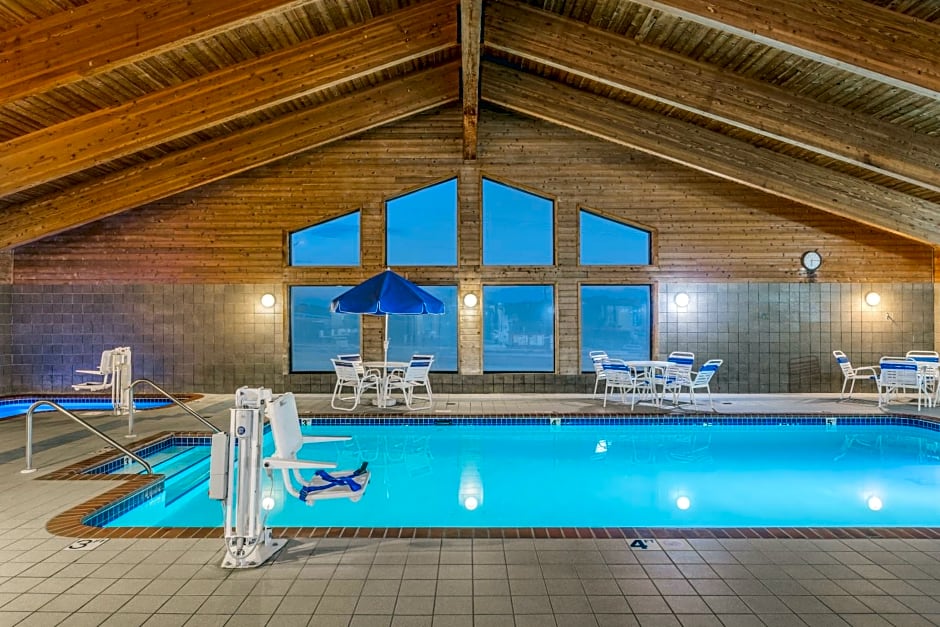 AmericInn by Wyndham Monroe