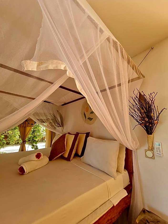 Kinazi Upepo Beach Hotel – Paje