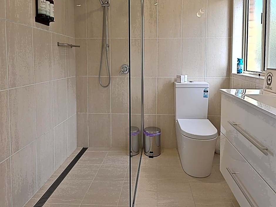 Waterview Gardens B&B