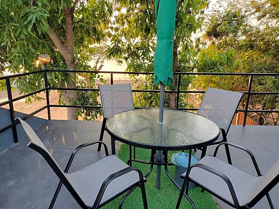 โมวิชญ์นาคาธิบดีรีสอร์ท