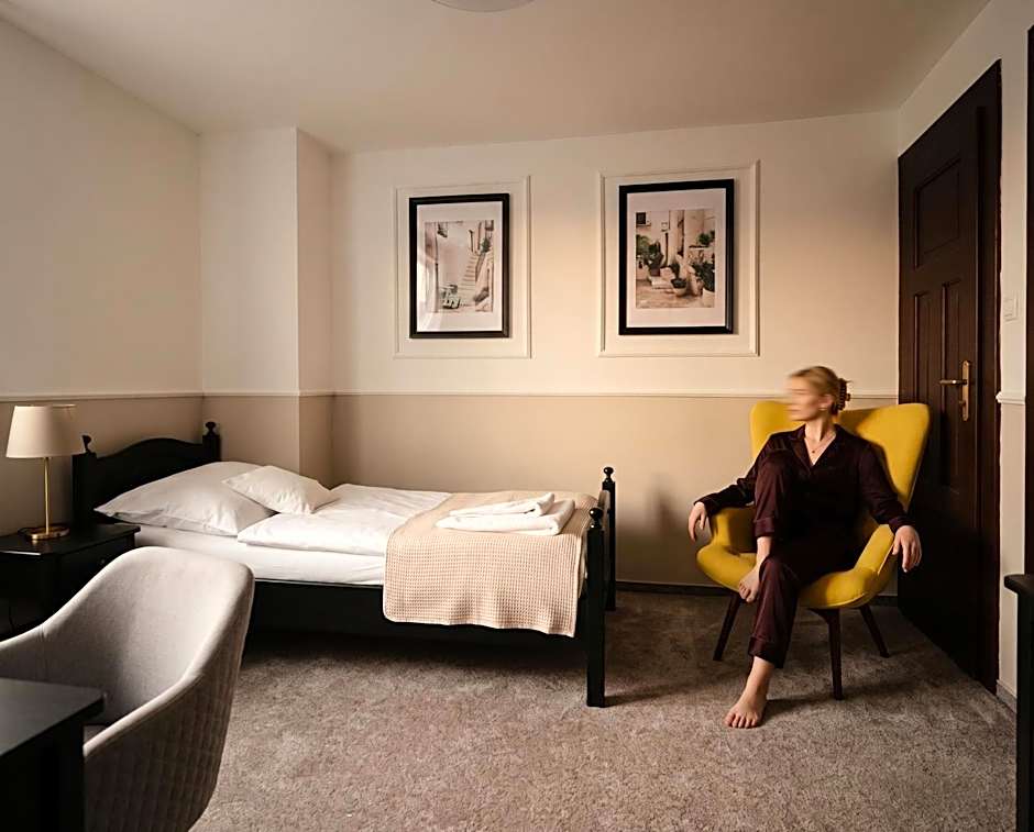 Hotel Salamander - Garni