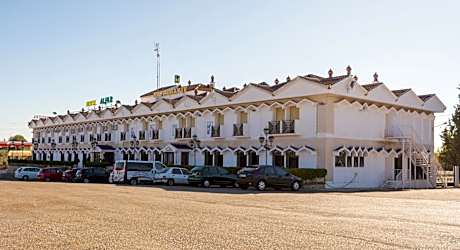 Hotel Alfar