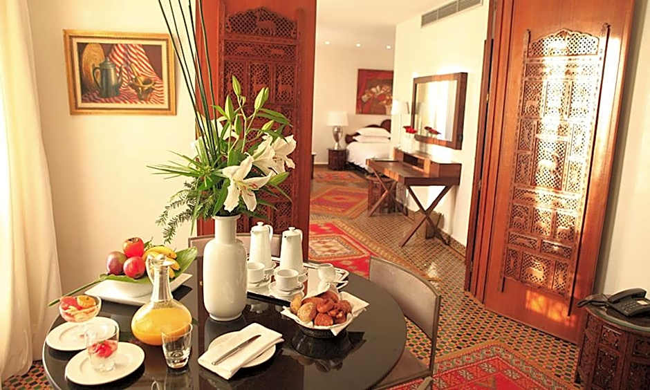 Soundouss Hotel