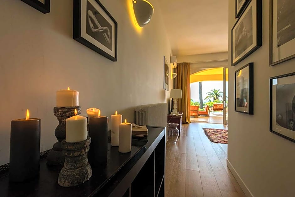 Tra gli Alberi e il Mare