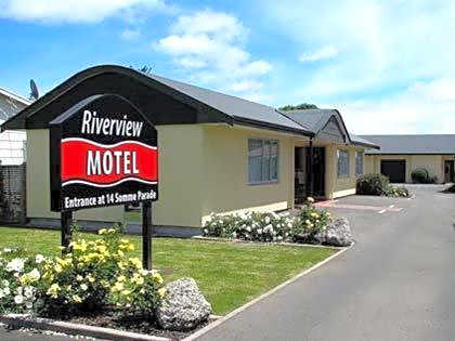 Riverview Motel