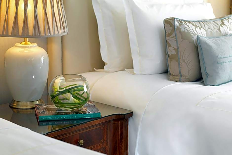 The Shelbourne, Autograph Collection