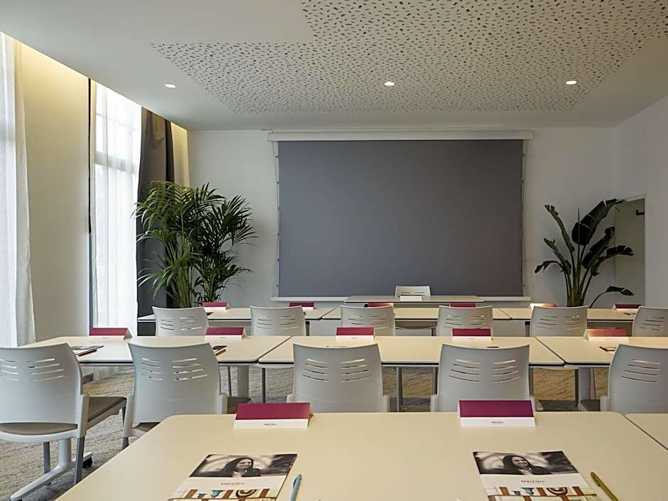 Mercure Avignon Gare TGV