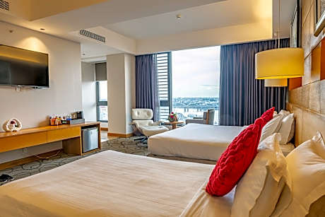 Suite with River View