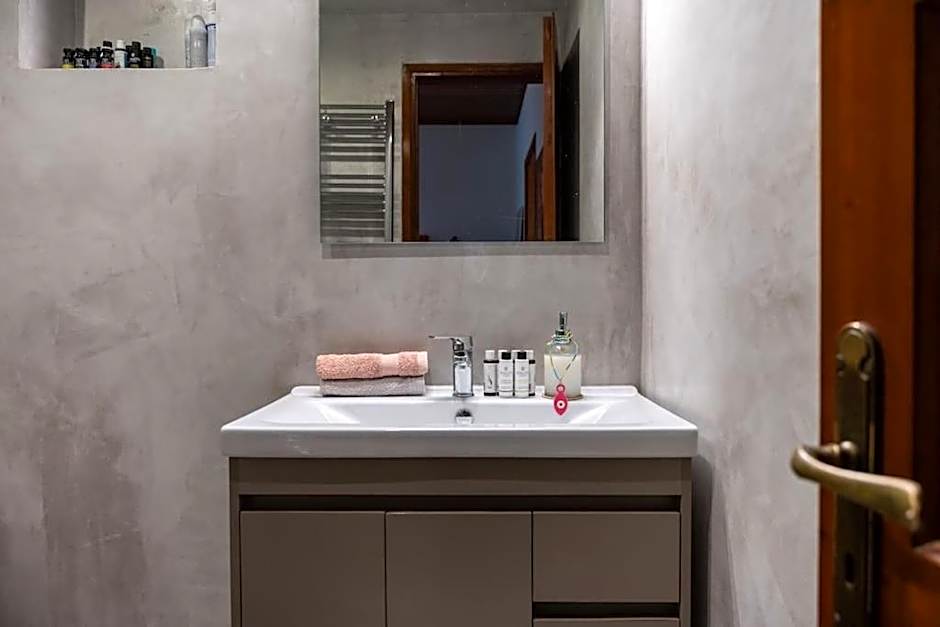 Μεζονέτα στο κύμα