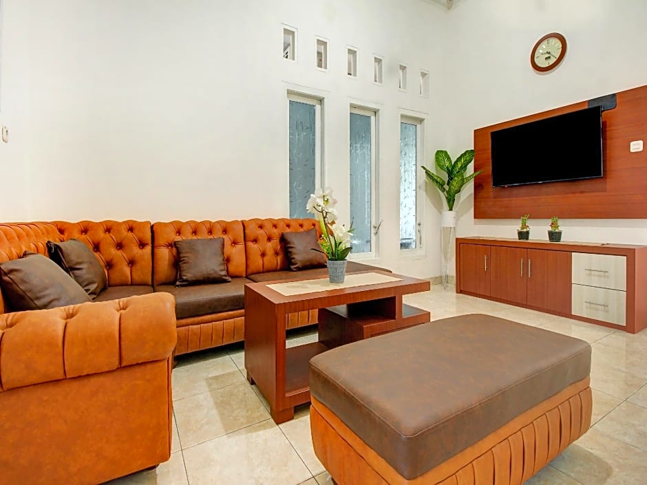 OYO Life 3415 Penginapan Wimane