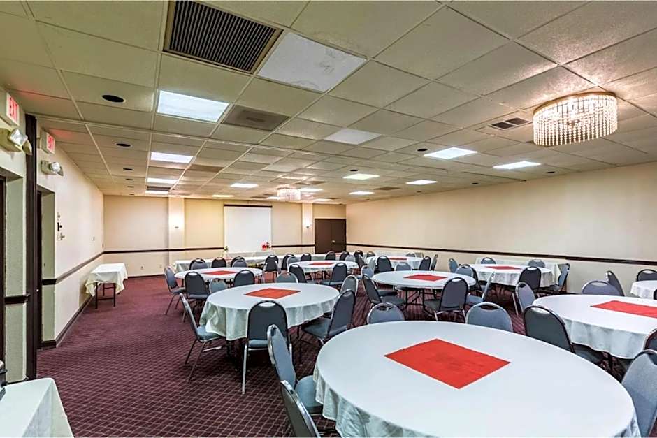 Eco Inn Suites by Hotel O Baytown