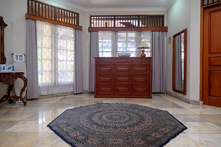 SAREH VILLA by The Lavana