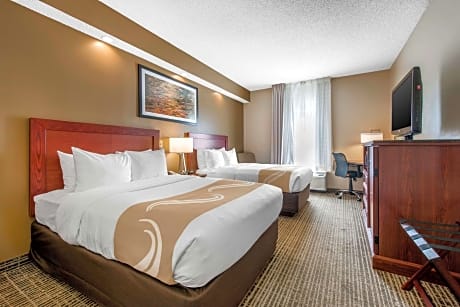 2 Double Beds, Nonsmoking, Accessible