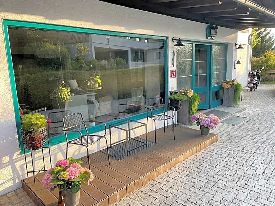 VILLA OXA - Boutique Design Hotel