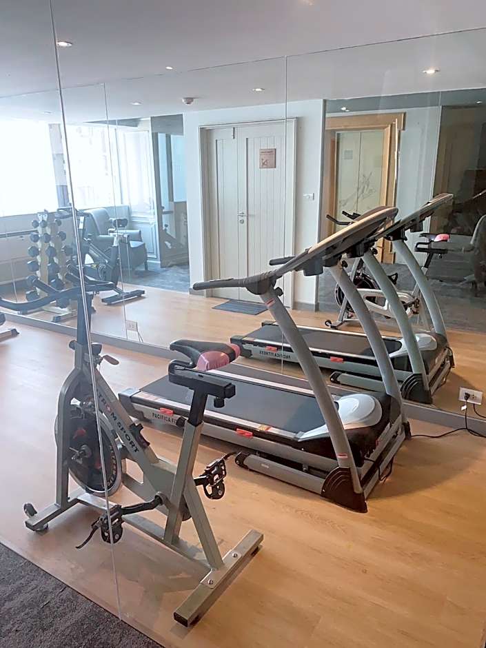 Thee Bangkok Hotel by TH District