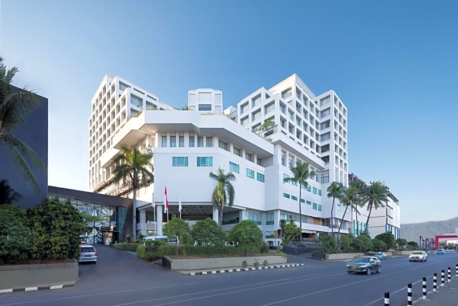 Hotel Aryaduta Manado