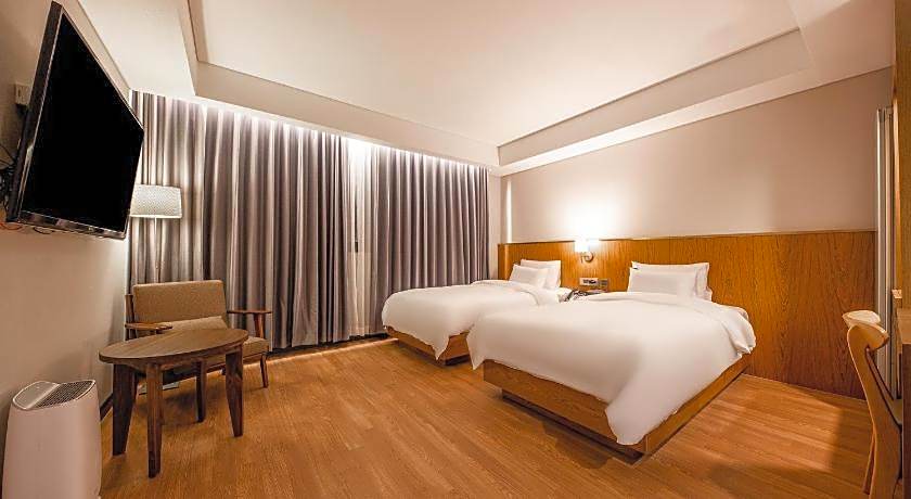 Hotel the Hill