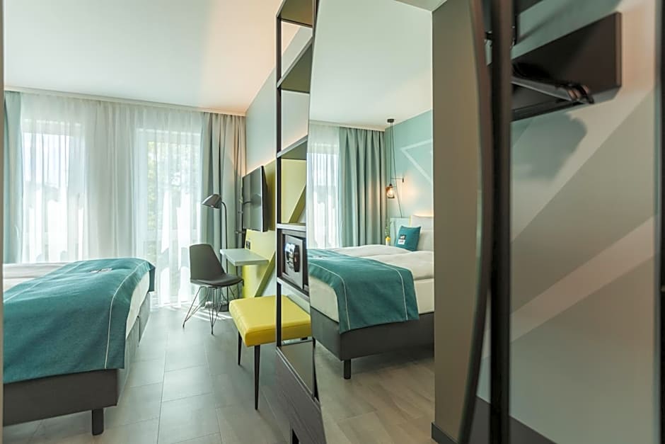 Holiday Inn - The Niu Seven Dusseldorf Ost By IHG