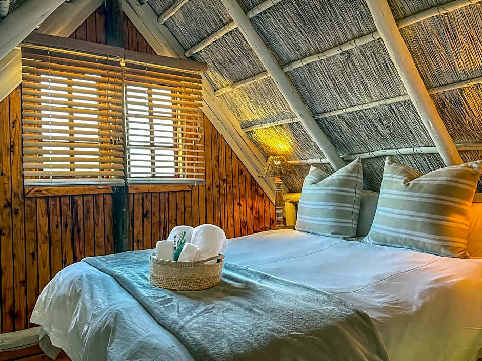 iKhaya LamaDube Game Lodge