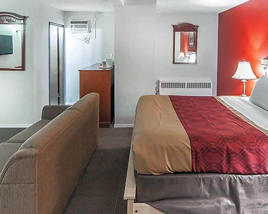 Econo Lodge Inn & Suites Drumheller