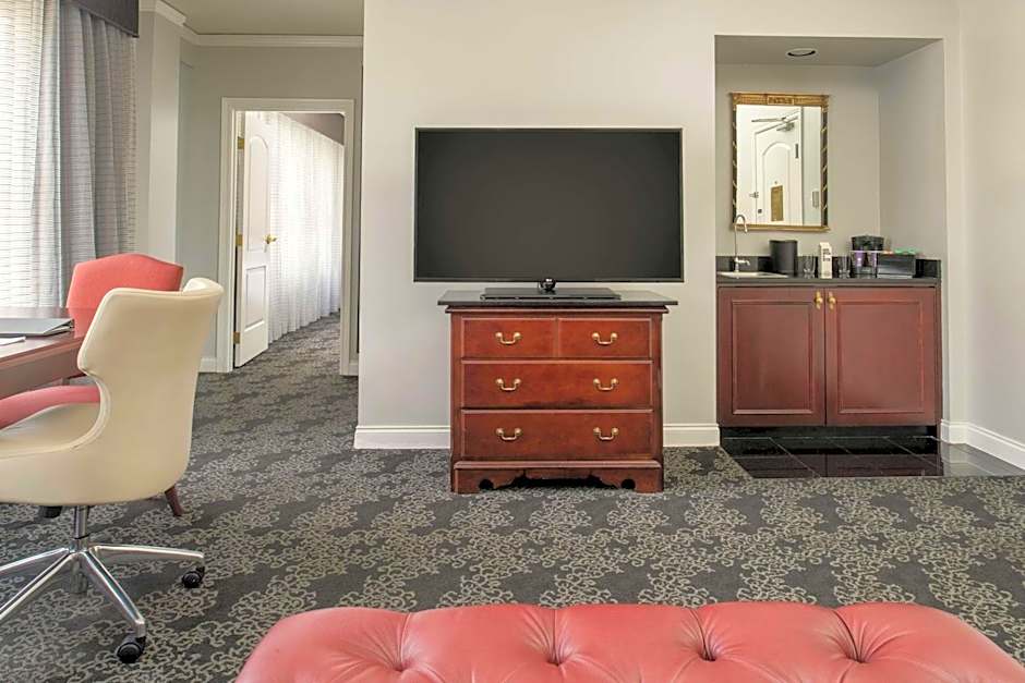 Embassy Suites by Hilton Portland-Downtown