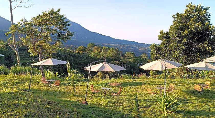 Camaradvipa Retreat Munduk