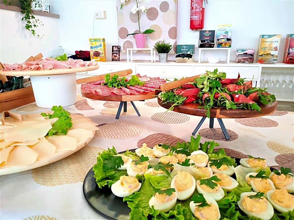 Hotel Elefantino Grey - Free Brunch & Breakfast Until 13-00 - Vicinissimi a Mirabilandia