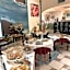 Yasha Hotel