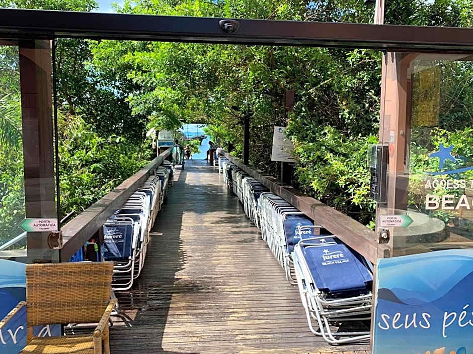 Jurerê Beach Village - Flat na Praia