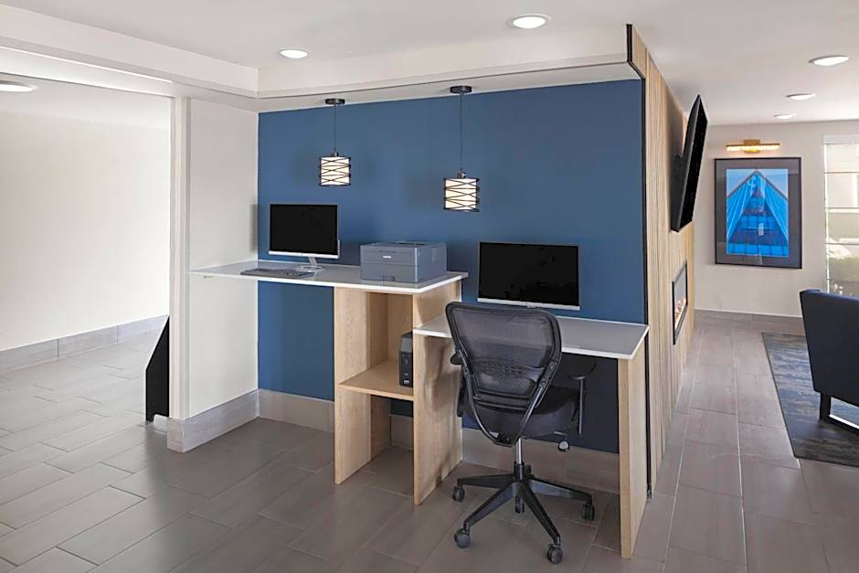 La Quinta Inn by Wyndham Omaha West