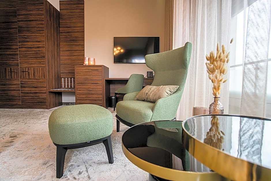 Barack Thermal Hotel and Spa