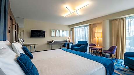 Riverside Deluxe Room