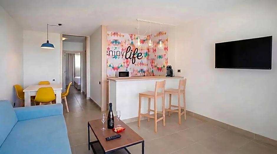 Servatur Isora Suites