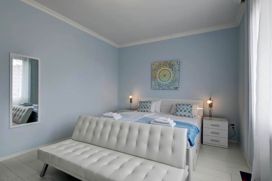 Camille Apartmanhouse