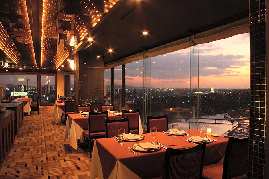 Okazaki New Grand Hotel