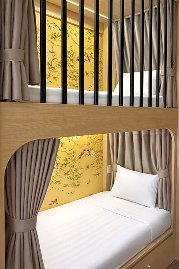 LePont Cat Ba Bungalow