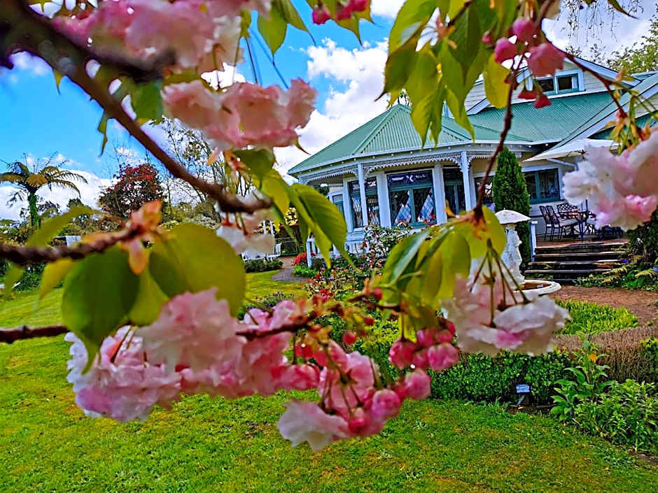 Country Villa Estate