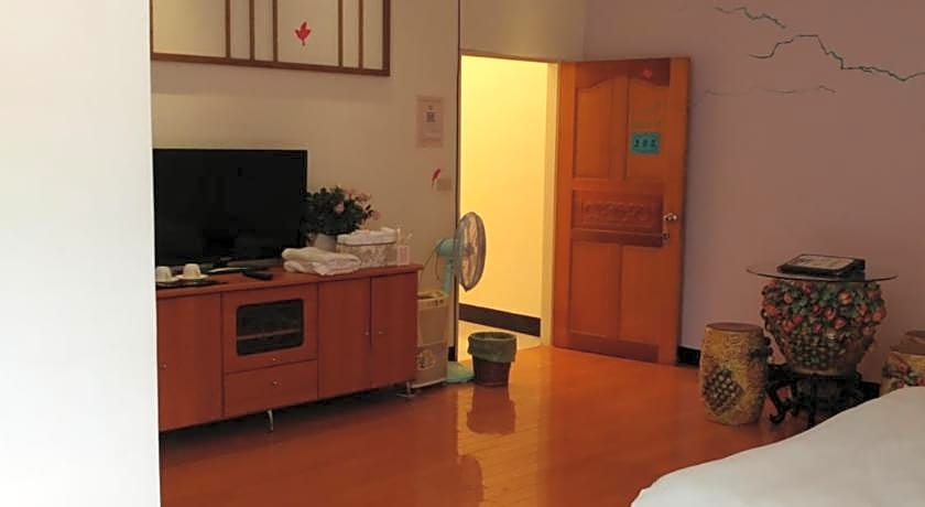 Taiwan Reishi Expert Bed and Breakfast