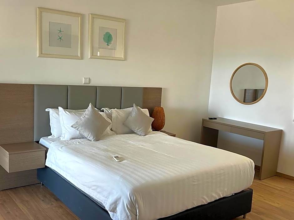 Elya Beach Luxury Suites