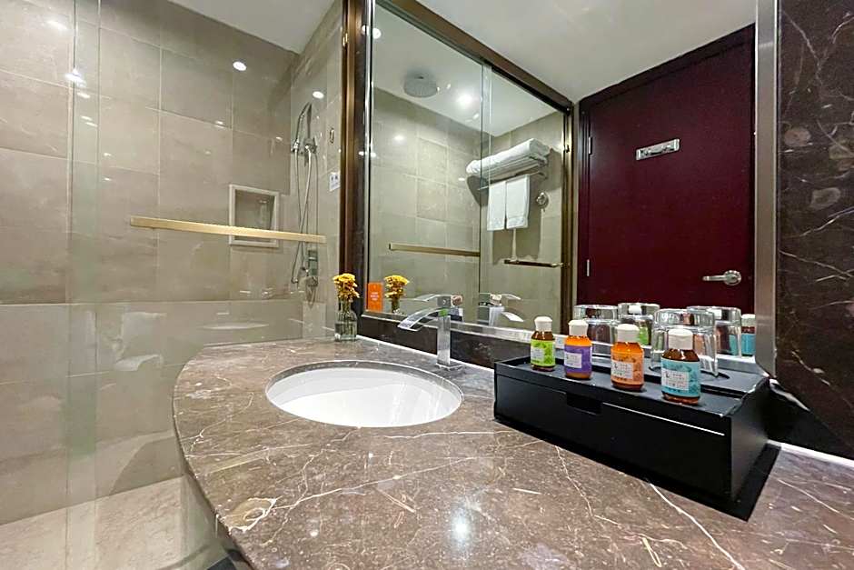 Wuhan Hongguang Hotel